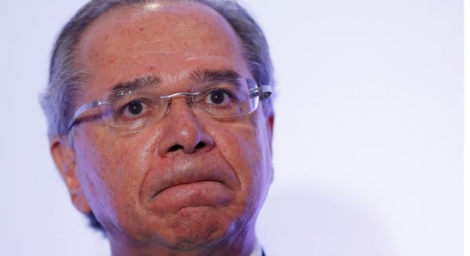 Sem base organizada no Congresso, pautas dos superministros, como Paulo Guedes, patinam