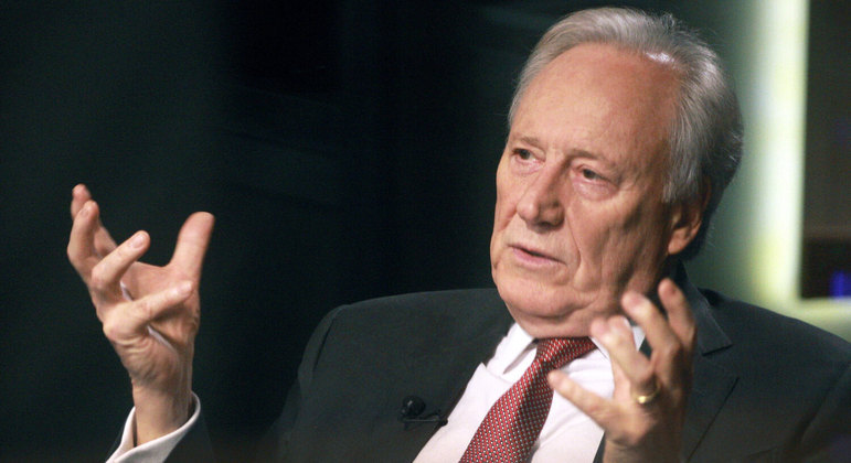 Ministro Ricardo Lewandowski deixará o STF em 11 de abril, um mês antes de fazer 75 anos