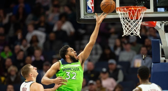 Karl-Anthony Towns é um dos grandes jogadores da NBA atualmente