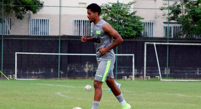 Miranda (zagueiro) - Internacional 3 x 1 Vasco - Estádio Beira-Rio - Campeonato Brasileiro - 13 de junho de 2018.