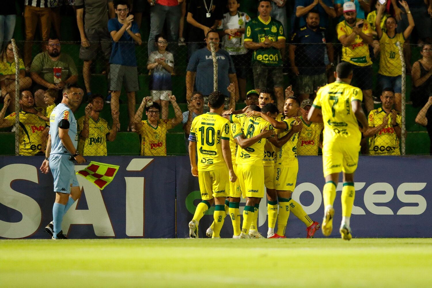 Paulistão Feminino 2023: após nova goleada, Ferroviária assume liderança do  campeonato - RecordTV Interior SP - R7 Balanço Geral