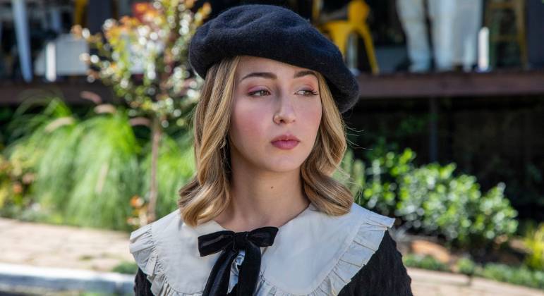 "Pensei que eu tinha resolvido muita coisa errada em mim, mas, foi só a ponta desse iceberg"