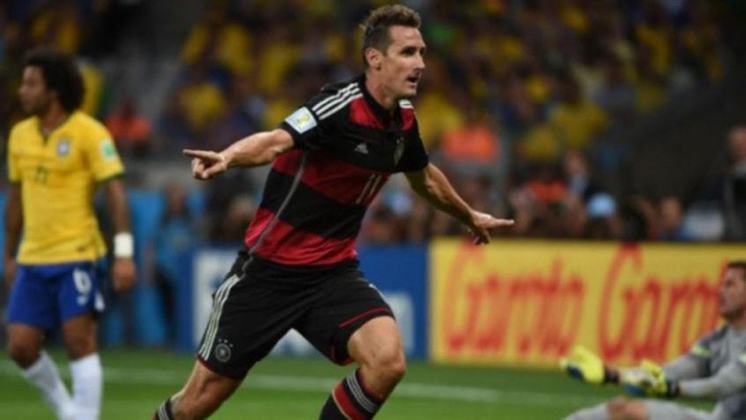 Miroslav Klose - O maior artilheiro das Copas do Mundo é filho de Josef Klose, que jogou entre os anos 60 e 80 no futebol polonês e francês.