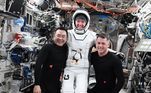 O SpaceX Crew-2 é o segundo voo da nave Crew Dragon e o terceiro voo orbital do Programa de Tripulações Comerciais, financiado pelos Estados Unidos, que tem como objetivo o desenvolvimento de tecnologia espacial