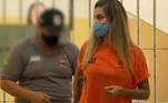 Shirley afirma que não matou o marido e alega que há pessoas tentando incriminá-la, por isso, teria fugido após a morte de Leandro. No final da reportagem ela afirma: 