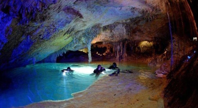 Especialistas em computação gráfica tentarão recriar interior de cenotes em imagens em 3D 