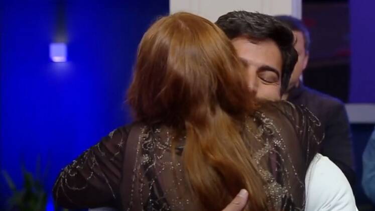 DonificaçãoNão dá para negar, a semana foi de fortes emoções para Giulia e Ricardo! Logo após voltar da Zona de Risco, a atriz venceu a dinâmica e se tornou a mais nova Dona da Mansão. Para dividir o comando da casa, escolheu seu maior aliado, Ricardo. É o que dizem, né: do lixo ao luxo! 