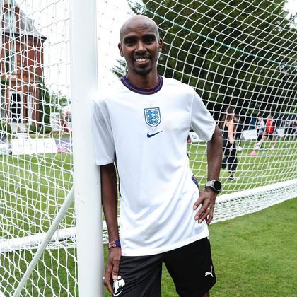 Em 2017, o atleta foi condecorado como cavaleiro da Ordem do Império Britânico pela Rainha Elizabeth II