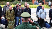 Rússia conclui mobilização de 300 mil soldados para lutar na Ucrânia
