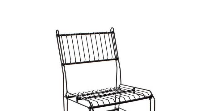 Modelo de cadeira decorativa aramada