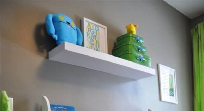 modelo de estante para livros para quarto infantil 