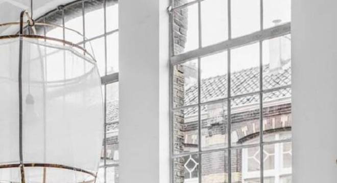 Modelo de puff gigante com acabamento em tricô