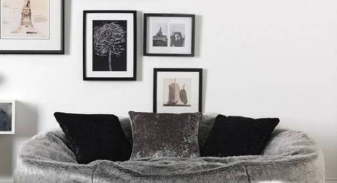 Modelo de puff gigante em tom cinza