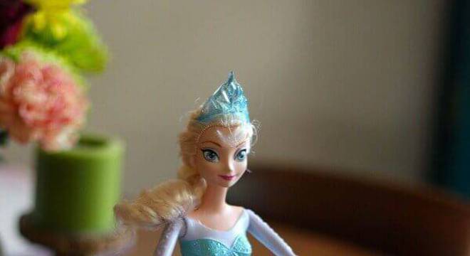 modelo diferente de bolo da frozen de chantilly 