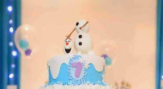 modelo diferente do bolo da frozen 