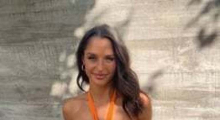 Modelo Olivia Kelly - Neymar