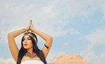A modelo Salma al-Shimi foi presa por fazer fotos consideradas 'desrespeitosas' no sítio arqueológico da pirâmide de Djoser, nos arredores do Cairo (Egito). O fotógrafo que fez as imagens também foi detido