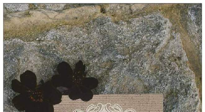 modelo vintage para convite de casamento simples com desenhos de flores