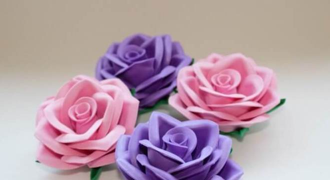 Modelos de flores de EVA com formato de rosas