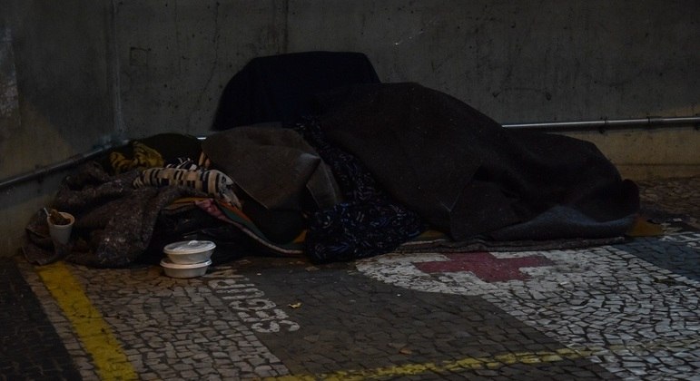 Chega a 16 o número de moradores de rua mortos em SP pelo frio