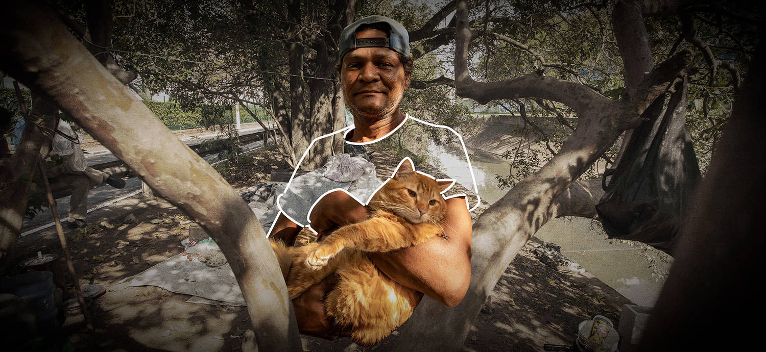 O metalúrgico Natan Juvêncio mora com o filho Thiago e o gato Sansão (Arte R7)