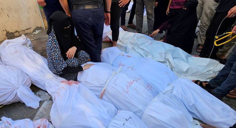 Autoridades em Gaza dizem que número de mortos na guerra já passa de 10 mil