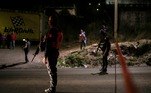 Autoridades mexicanas disseram na última segunda-feira (28) que ao menos 20 pessoas morreram no domingo (27) à noite em um tiroteio atribuído a gangues do crime organizado em Michoacán, no oeste do México. 