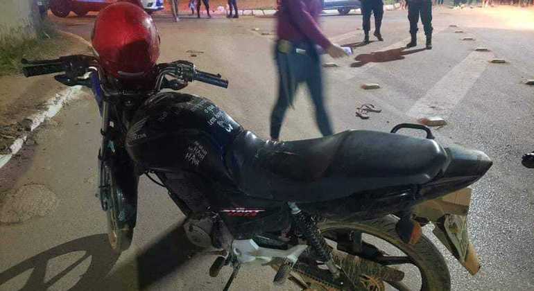 Motocicleta utilizada pela dupla para fugir dos policiais militares