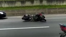 Motociclista é morto a tiros em assalto na Ayrton Senna, em SP
