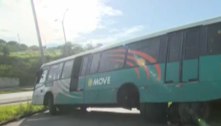 Ônibus do Move perde eixo traseiro e causa trânsito na Grande BH  