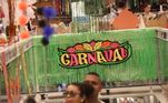 Com as lojas dando destaques para o carnaval, os paulistanos se preparam para começar a folia