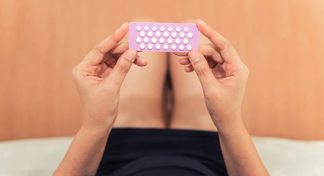 Algumas dores de cabe&ccedil;a podem ser efeito colateral de medicamentos