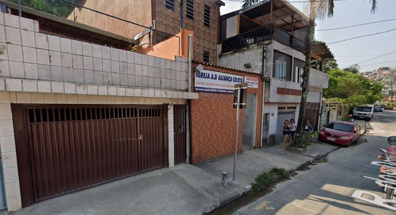 Polícia foi chamada à casa da mulher, no ABC paulista, para realizar as negociações