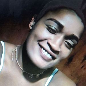 Mulher morreu cimentada em parede
