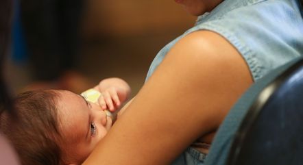 Projeto quer beneficiar mães na aposentadoria