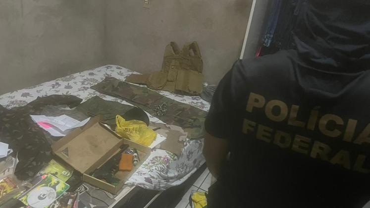 Munição apreendida em Jataí, município de Goiás, em ação da PF contra ato terrorista.