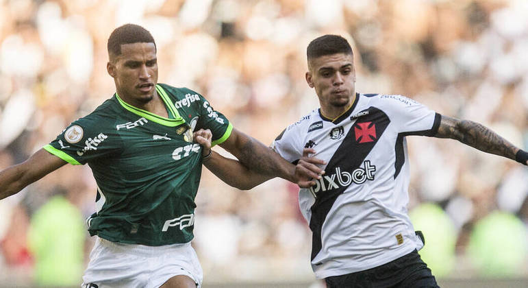 Murilo e Gabriel Pec durante Vasco X Palmeiras pelo Brasileirão