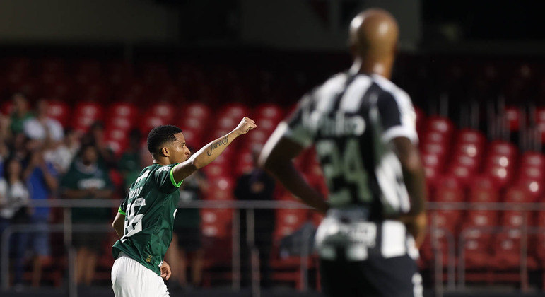 Santos vence, e São Paulo se despede de Campeonato Paulista