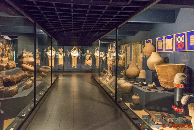 Museo Del Barro (Assunção) - Fundado em 1979, é uma instituição particular que abriga peças de cerâmica pré-colombiana e peças feitas em argila e barro por tribos indígenas. Também tem obras em madeira e renda. 
