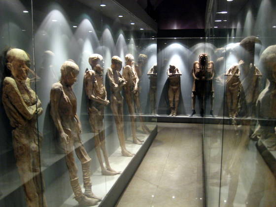 No México, está um dos destinos turísticos mais mórbidos do mundo: o Museu das Múmias. Como o nome já diz, o local é ideal para ver a morte de frente