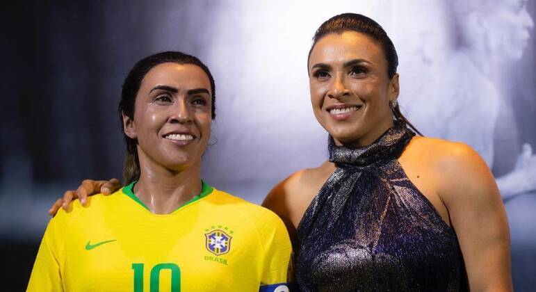 Presença no Museu da Seleção BrasileiraEternizada ao lado do Rei Pelé, Marta tem uma estátua de cera no Museu da seleção brasileira, na sede da CBF (Confederação Brasileira de Futebol). Para a Rainha, foi um grande passo na carreira, mas representou o aumento do reconhecimento do futebol feminino