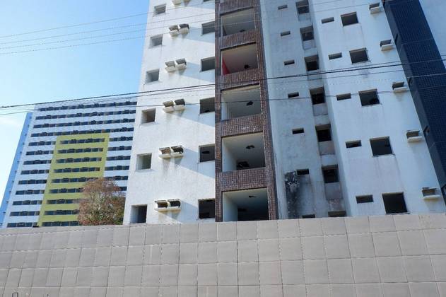 Pacientes de um hospital no bairro de Pinheiros chegaram a ser transferidos para outras unidades de saúde. É que o Hospital Sanatório fica perto do bairro Mutange, afetado pela atividade de mineração da Braskem