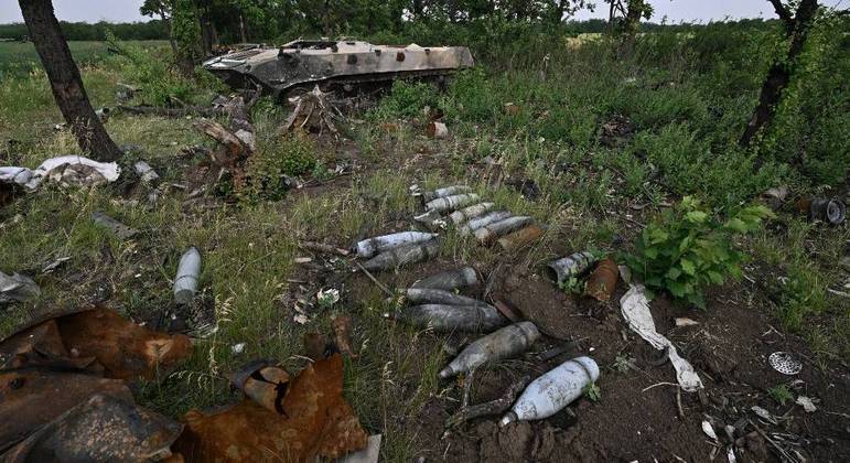 Quatro conjuntos residenciais foram "atingidos" por mísseis russos em Mikolaiv