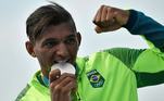 Na canoagem, o Brasil obteve três medalhas. Todas elas foram obra de Isaquias Queiroz, nos Jogos do Rio de Janeiro - duas pratas e um ouro. É o atleta do país mais premiado em uma edição.