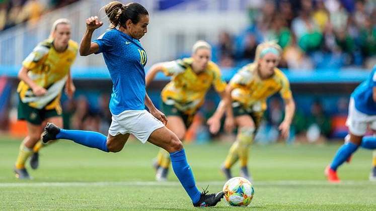 Na Copa de 2019, na França, a Seleção Brasileira acabou eliminada pelas anfitriãs, que fizeram 2 a 1, nas oitavas de final. Em 2020, nos Jogos Olímpicos do Japão, as meninas caíram nas quartas de final, contra Canadá, nos pênaltis. 