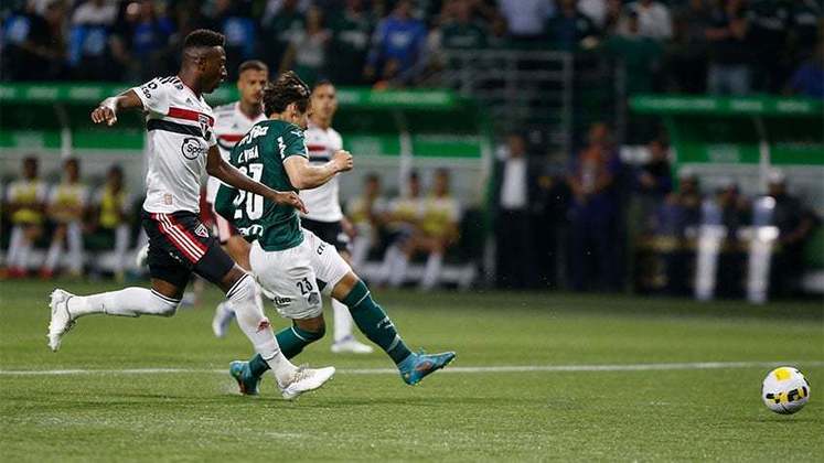 Na Copa do Brasil, o Palmeiras foi eliminado pelo São Paulo nas oitavas de final. O Alviverde perdeu o primeiro jogo por 1 a 0, venceu a volta por 2 a 1, mas foi derrotado nos pênaltis.