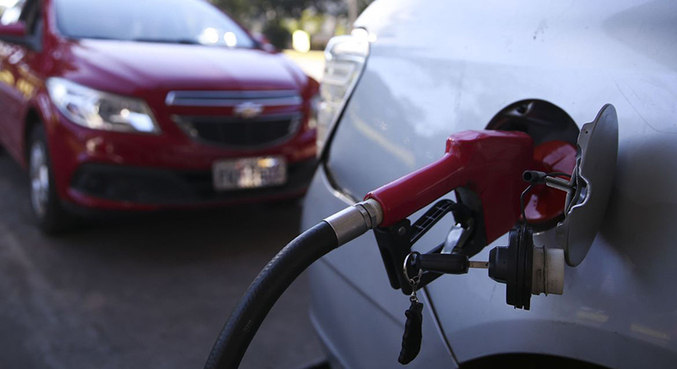 O valor médio do litro do diesel passou de R$ 6,630 para R$ 6,847 
