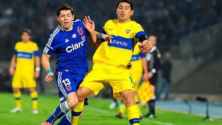 Na Libertadores de 2012, levou a Universidad de Chile até a semifinal, quando foram derrotados pelo Boca Juniors após uma derrota por 2 a 0 na La Bombonera e o empate sem gols no Estádio Nacional de Chile.