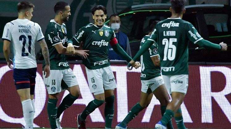 Na Libertadores, o Palmeiras se destacava. O Verdão venceu todos os seus jogos da primeira fase do torneio, e após vencer o Cerro Porteño-PAR, nas oitavas de final, o clube quebrou o recorde de vitórias consecutivas no torneio continental.'