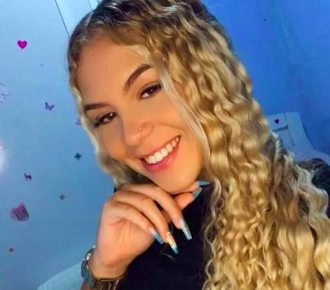 Na tarde de terça-feira, a Justiça do Rio de Janeiro ordenou a soltura de Lívia Ramos de Souza, uma jovem de 19 anos que havia sido detida durante uma operação da Polícia Civil contra um esquema de fraudes em consórcios no Centro do Rio.